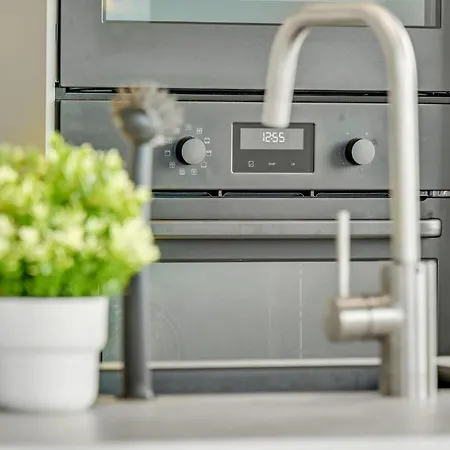 In With Sauna אבנרה