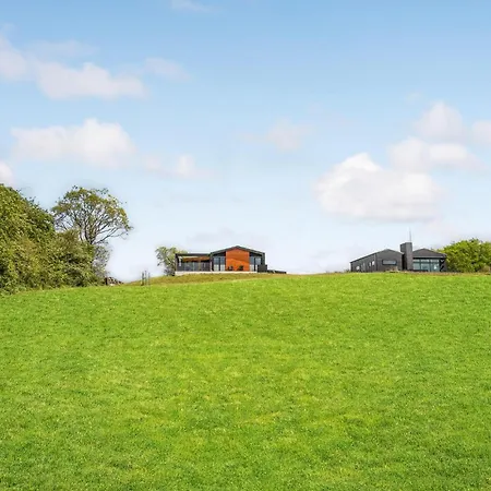 In With Sauna בית נופש