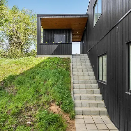 In With Sauna בית נופש *