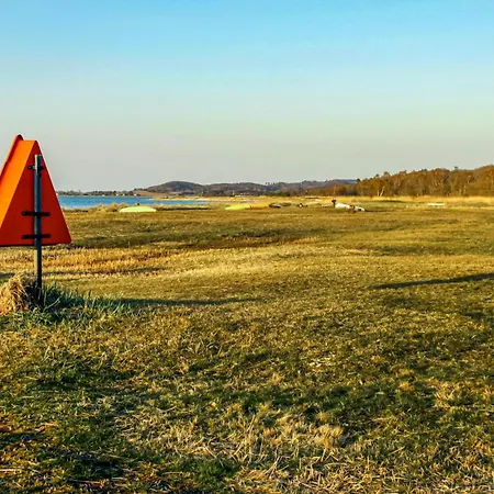 בית נופש In With Sauna *